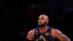 Dampak LeBron James di Philadelphia: Ketertarikan Fans Terhadap Jersey Sixers Dampak LeBron James di Philadelphia: Ketertarikan Fans Terhadap Jersey Sixers