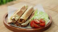 Cara Praktis Membuat Kebab Ayam di Rumah Cara Praktis Membuat Kebab Ayam di Rumah