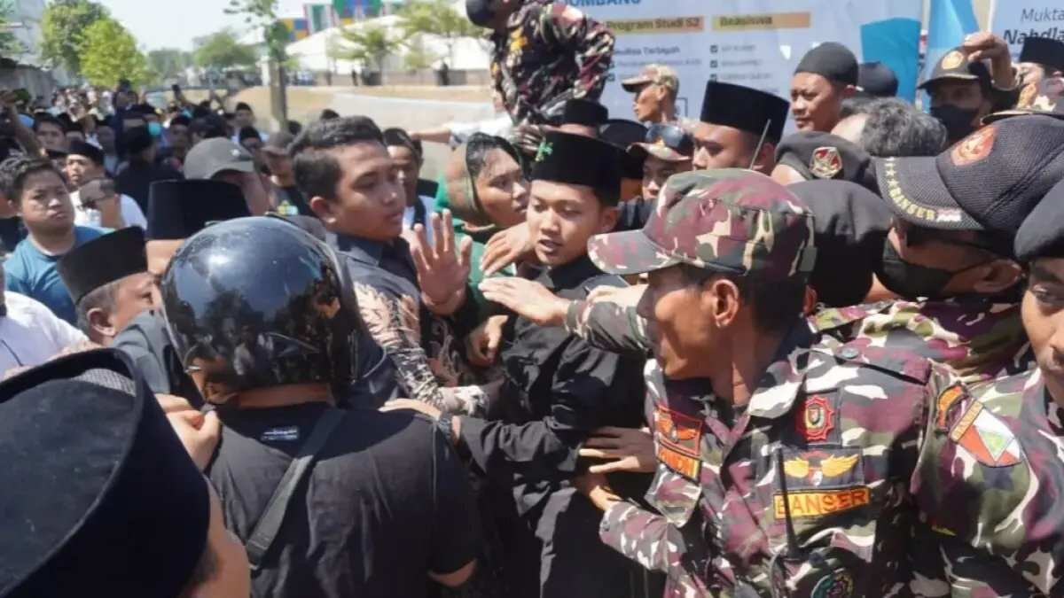 Pertikaian Massa di Muktamar NU Ke-35