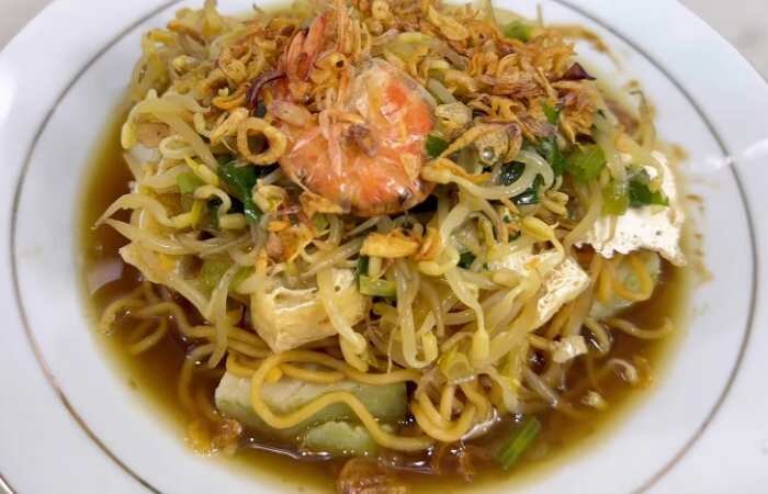 Resep Lontong Mie Khas Surabaya yang Menggugah Selera