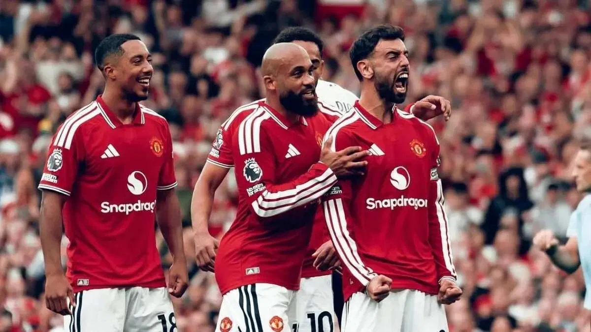 Bruno Fernandes Bawa Manchester United Menang Telak 5-2 Atas Ipswich Town
