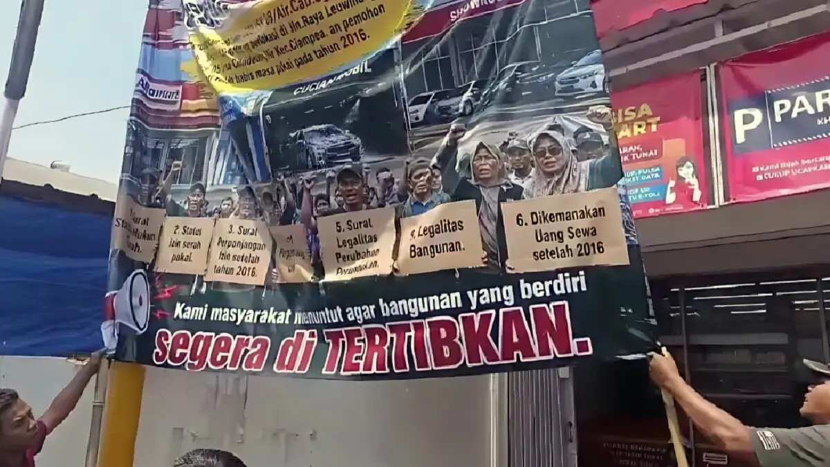Protes Warga Ciampea Terhadap Minimarket dan Usulan Koperasi Desa