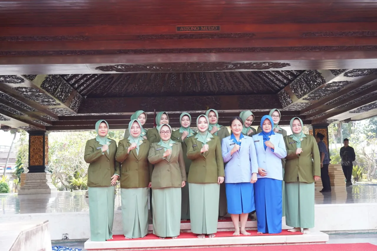 Pangdam V/Brawijaya Pimpin Ziarah Rombongan Di MBK Blitar Peringati HUT Ke-81 TNI