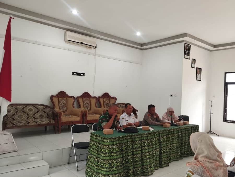 TNI Dukung Penguatan Keamanan dan Ketertiban Wilayah Kecamatan Jaro TNI Dukung Penguatan Keamanan dan Ketertiban Wilayah Kecamatan Jaro