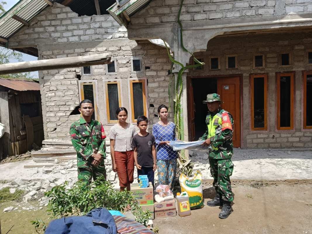 Hari Kedelapan Belas Penanganan Gempa NTT, TNI Kirim 1.054,603 Ton Bantuan Hari Kedelapan Belas Penanganan Gempa NTT, TNI Kirim 1.054,603 Ton Bantuan
