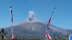 Gunung Lewotobi Laki-Laki Erupsi Kembali