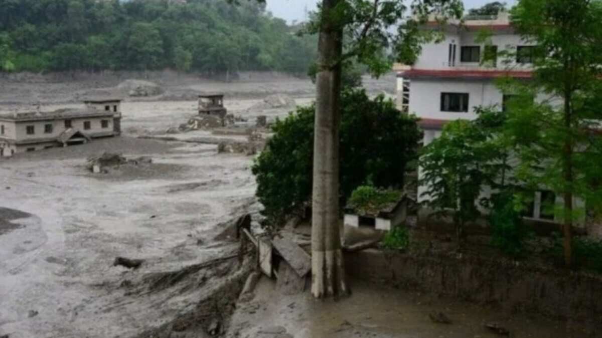Krisis Banjir Bandang di Nepal dan China: Update Korban Terkini Krisis Banjir Bandang di Nepal dan China: Update Korban Terkini