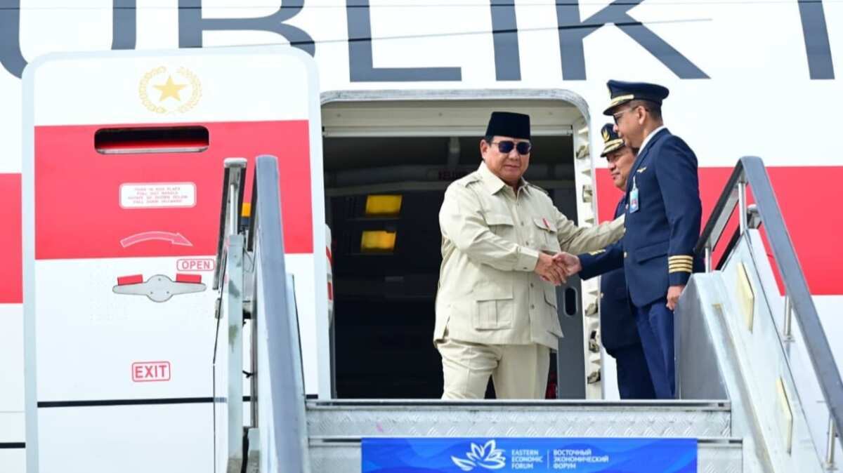 Kunjungan Prabowo ke Rusia dan Partisipasi Indonesia di EEF ke-11 Kunjungan Prabowo ke Rusia dan Partisipasi Indonesia di EEF ke-11