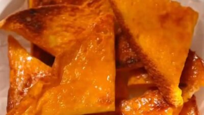 Menyajikan Honey Egg Toast: Sarapan Renyah dan Lembut Menyajikan Honey Egg Toast: Sarapan Renyah dan Lembut