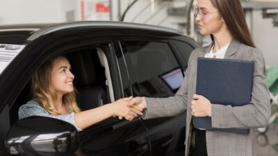 Panduan Negosiasi Cerdas dalam Membeli Mobil Bekas