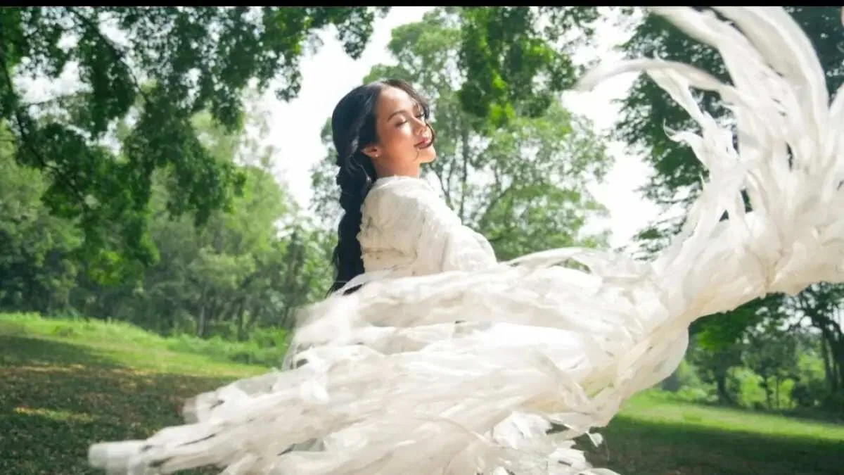 Yura Yunita Luncurkan Lagu “Pertiwi” yang Menghadirkan Suara yang Terpendam