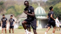 Makan Konate Kembali ke Kanjuruhan, Tunjukkan Taringnya Bersama Isenmulang
