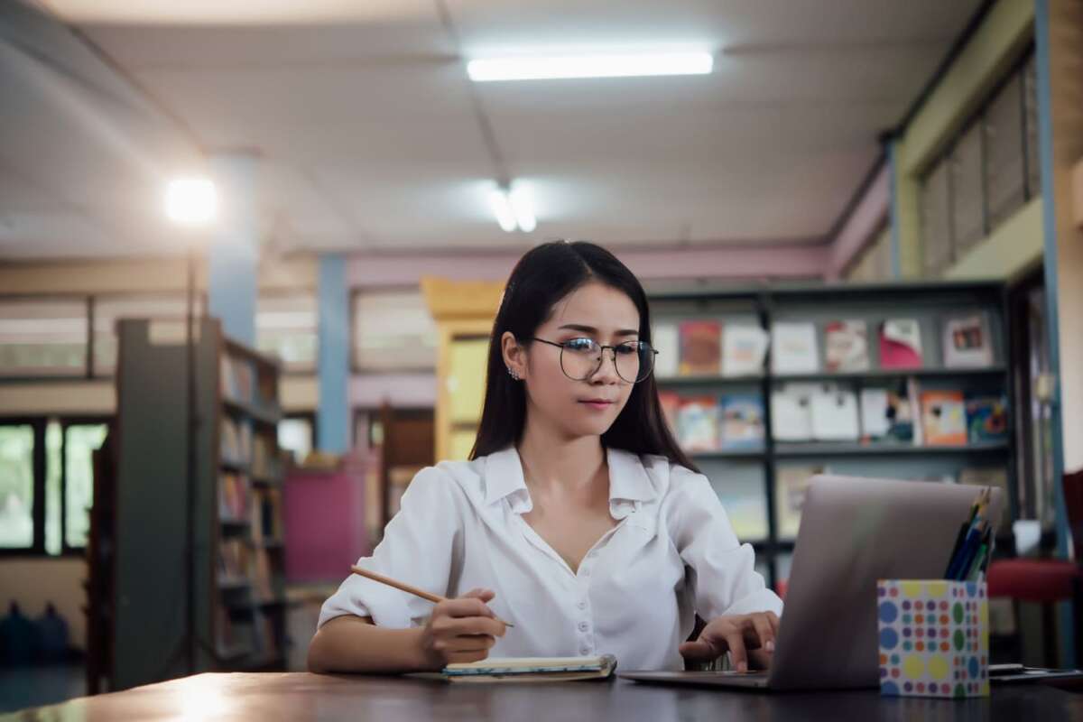 5 Zodiak yang Berpotensi Sukses dalam Karier