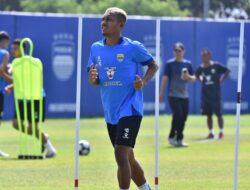 Persib Bandung Hadapi Persija Jakarta dengan Semangat Tinggi