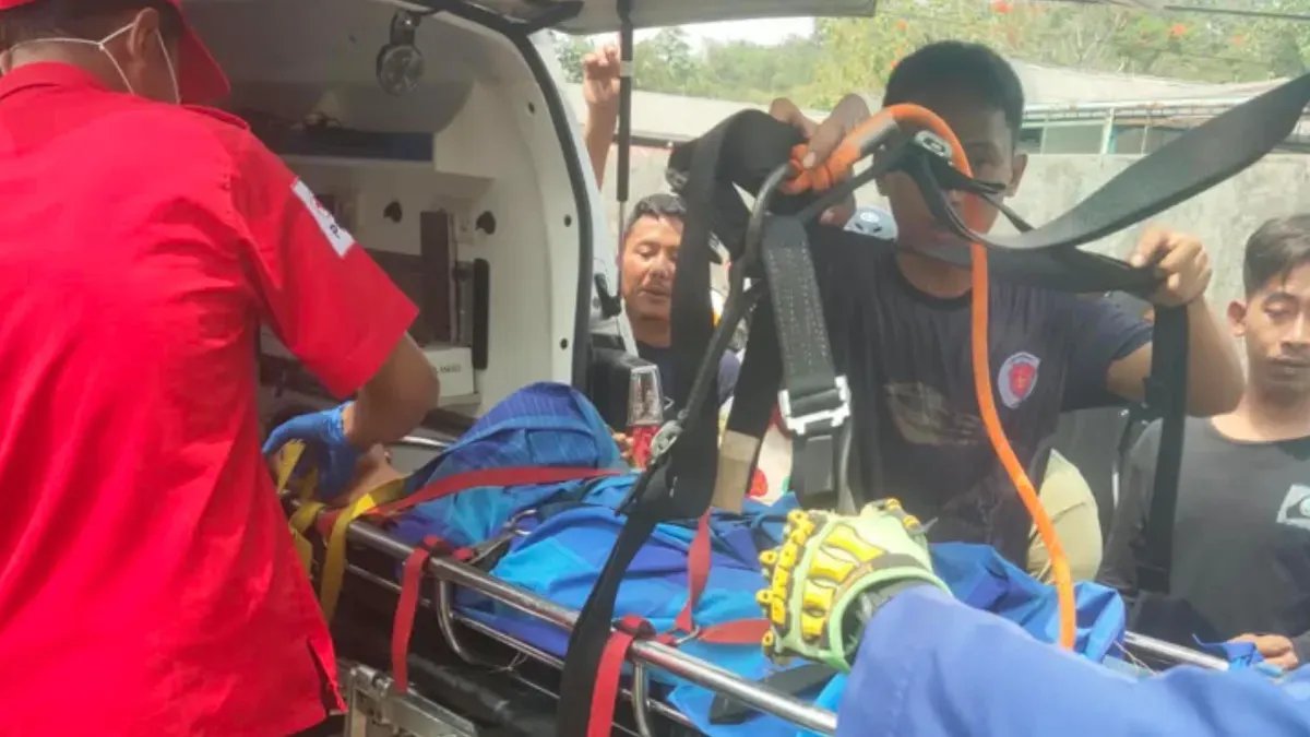 Kecelakaan Minibus di Depok: Rombongan Besan Terperosok ke Kali