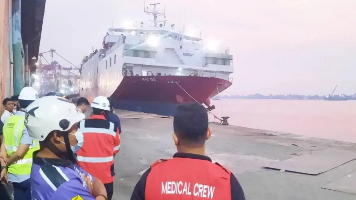 Kapal MV Haida Tiba di Banjarmasin Selamatkan Penumpang