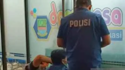Aksi Penutupan Kantor Dinas Akibat Ketidakpuasan Hasil Seleksi Calon Kades