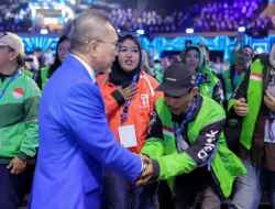 Perayaan HUT ke-28 PAN Menghargai Para Pekerja Keras di Indonesia