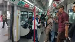 Tarif Promo LRT Jakarta Agus Penuh Antusias Warga Tarif Promo LRT Jakarta Agus Penuh Antusias Warga