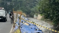 Analisis Kerusakan Trotoar di Taman Secawan dan Tuntutan Audit Proyek