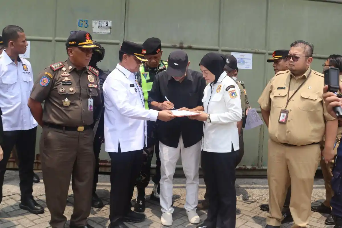 Penutupan Usaha Akhirnya Terjadi di Grogol Petamburan