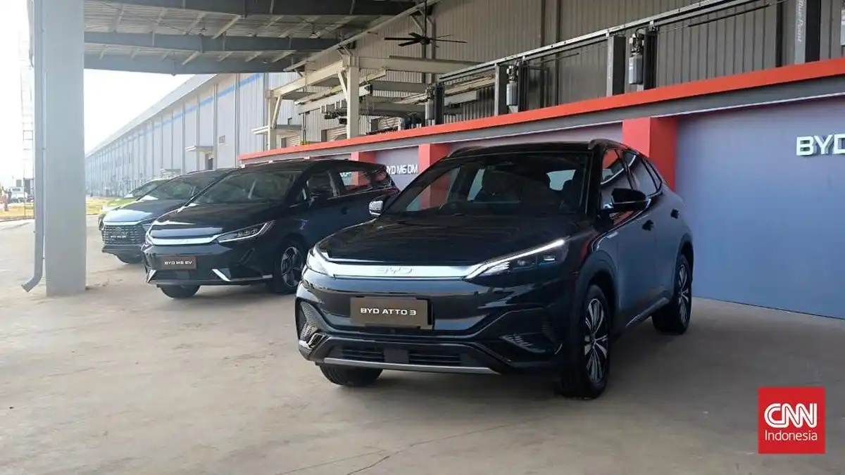 Strategi Kebijakan TKDN untuk Mendorong Mobil Listrik di Indonesia