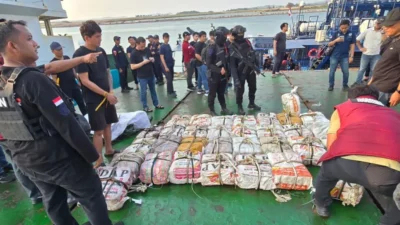Darurat Narkotika! BNN Sita 800 Kg Ketamin di Natuna Utara dan Ungkap 99 Persen Sampel Cairan Vape Positif Narkoba – Poskota