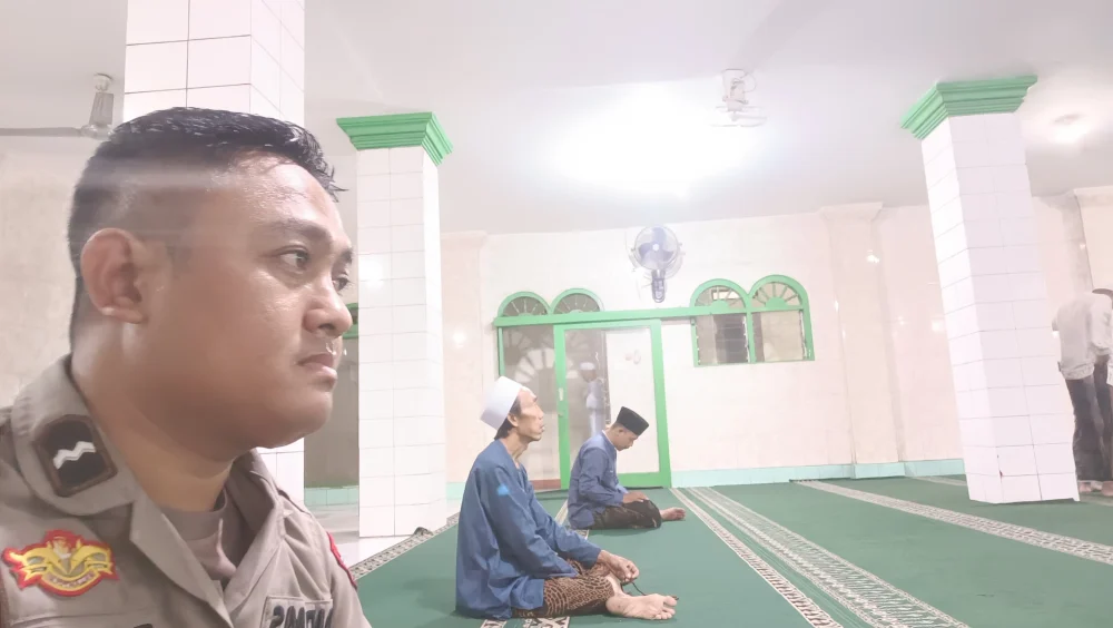 Subuh Keliling, Aipda Didi MS Pererat Silaturahmi dan Sampaikan Pesan Kamtibmas di Pasir Gadung