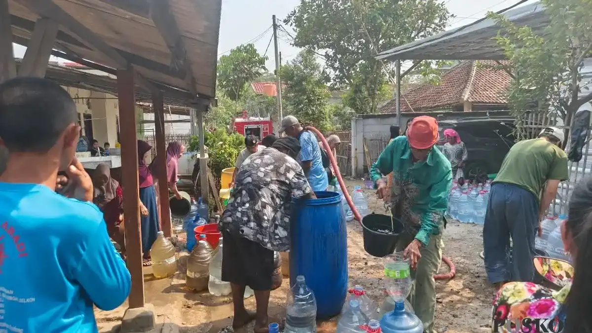 Perjuangan Warga Tigaraksa Menghadapi Krisis Air Bersih