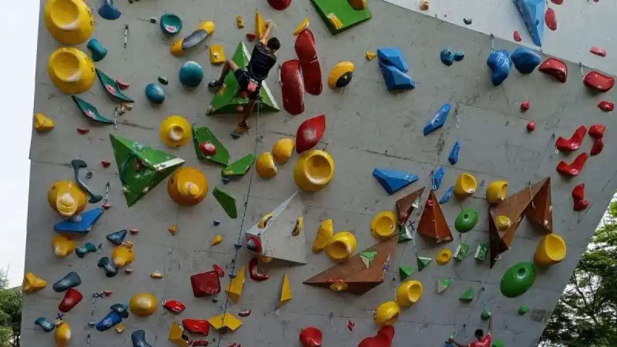 Empat Climber Indonesia Gagal Persembahkan Medali dari Nomor Lead Asian Games 2026