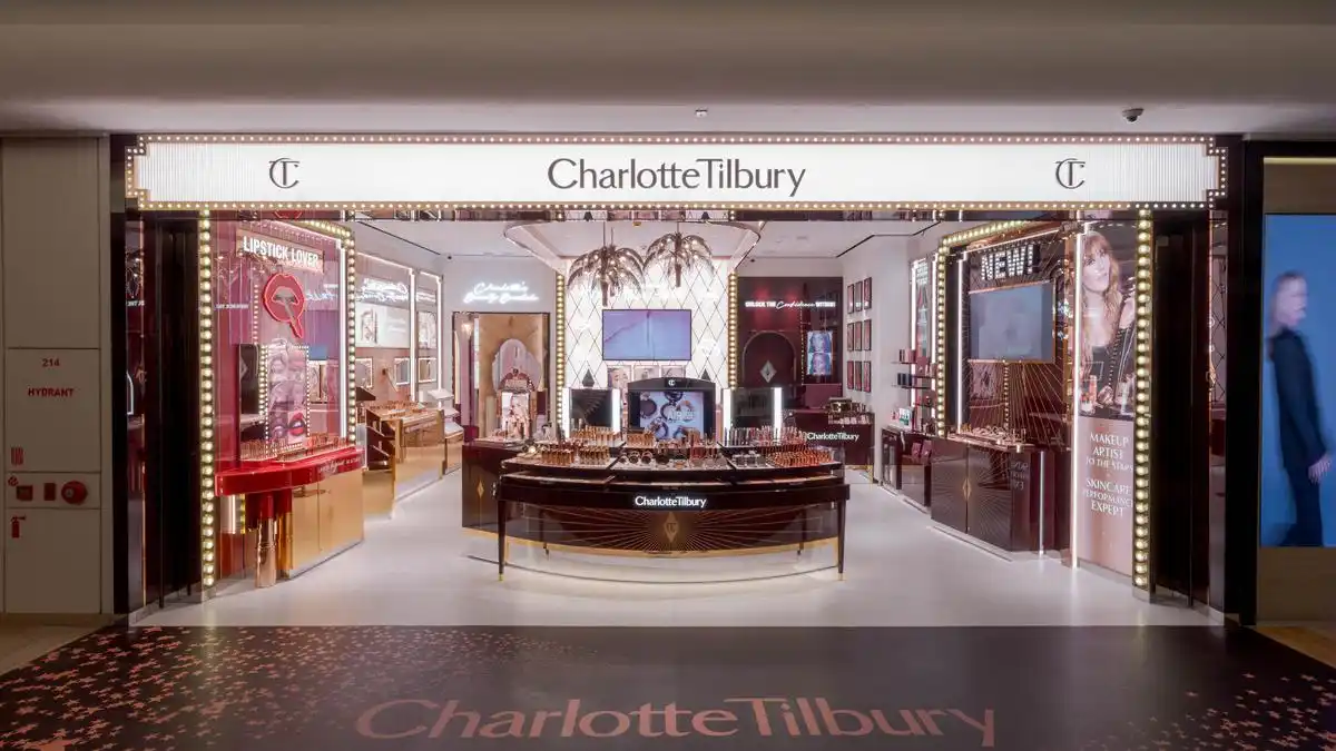 Charlotte Tilbury Buka Flagship Store Asia Tenggara di Jakarta dengan Nuansa Indonesia
