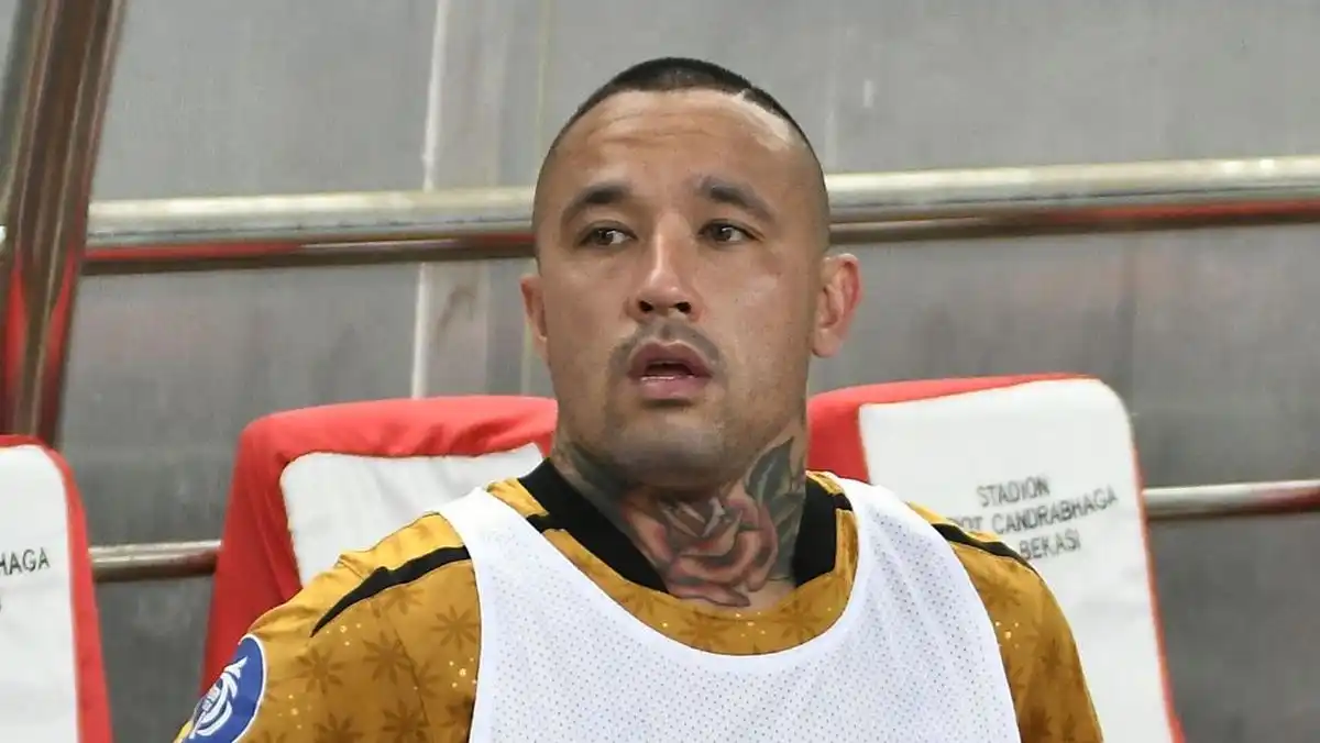 Pengalaman Radja Nainggolan Menjalani Kehidupan di Indonesia
