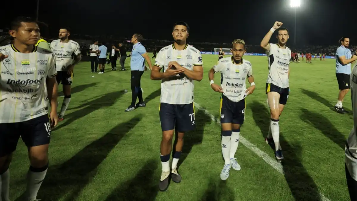 Persib Bersiap Hadapi Viettel FC dengan Sinyal Debut Sandy Walsh