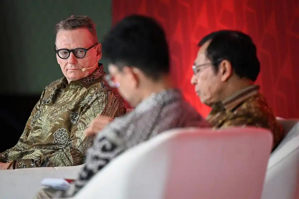 James Robinson Beberkan Fondasi yang Dibutuhkan Indonesia untuk Mengejar Pertumbuhan 8 Persen