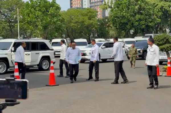Rapat di Istana Soroti Perkembangan Penanganan Karhutla