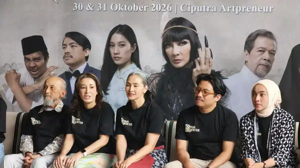 Maudy Koesnaedi Menjajal Peran Antagonis dalam Teater Njonja Ati Soetji