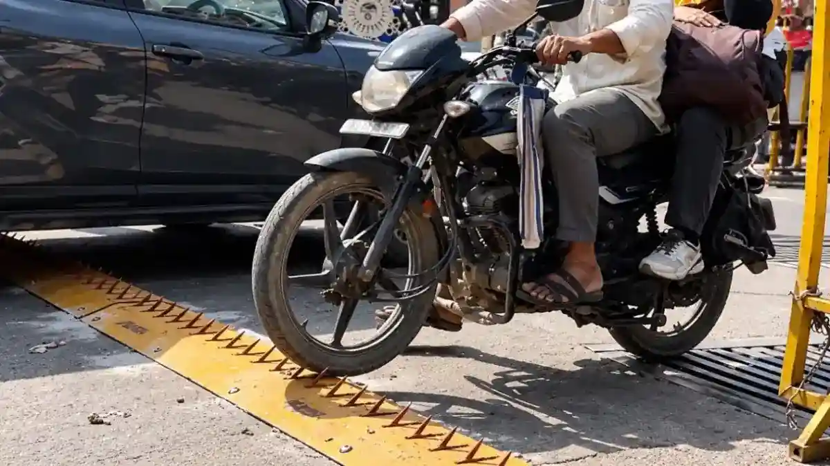 Penghalang Berduri untuk Pelawan Arus: Manfaat dan Risiko di Jalan Raya