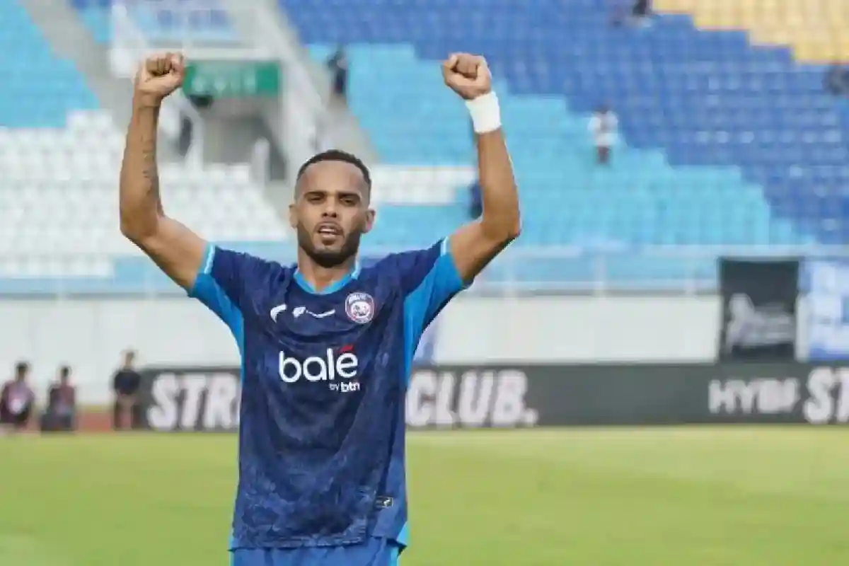 Arema Tundukkan Dewa United 4-0, Careca Cetak Dua Gol di Kanjuruhan