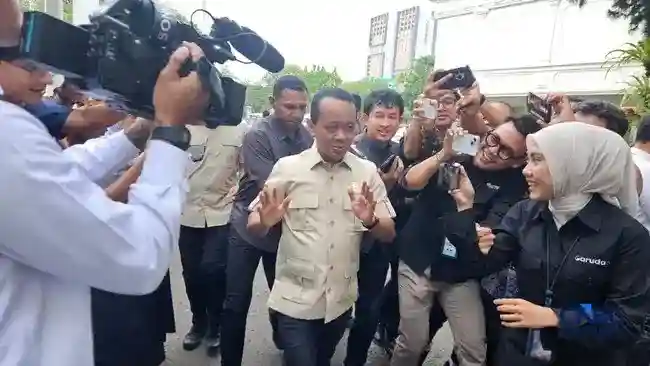 Bahlil Datangi Istana, Agenda Pertemuan dengan Prabowo Belum Diungkap