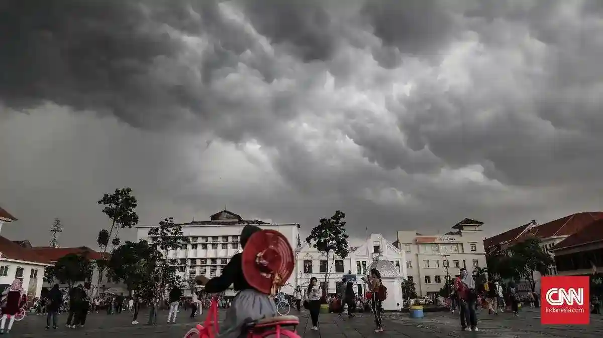 Dinamika Atmosfer Picu Potensi Cuaca Ekstrem di Jawa dan Aceh