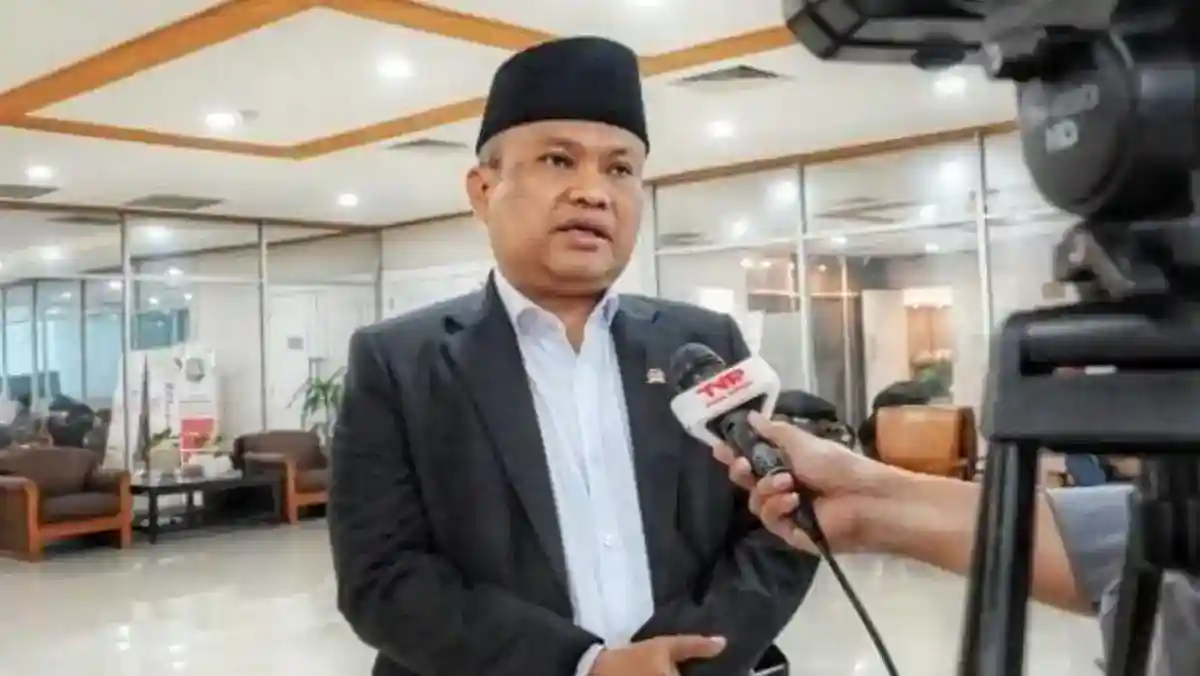 Gerindra Dorong Penjelasan Terbuka soal Putusan MA terkait Suket Pendidikan Gibran